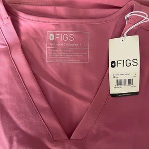 Figs Casma Three Pocket Scrub Top- Chalk Pink
